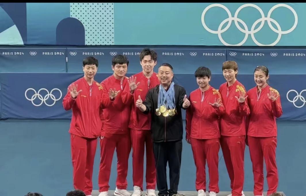 关于超级对决精彩上演,球员们在场上全力以赴的信息 关于超级对决精彩上演,球员们在场上全力以赴的信息