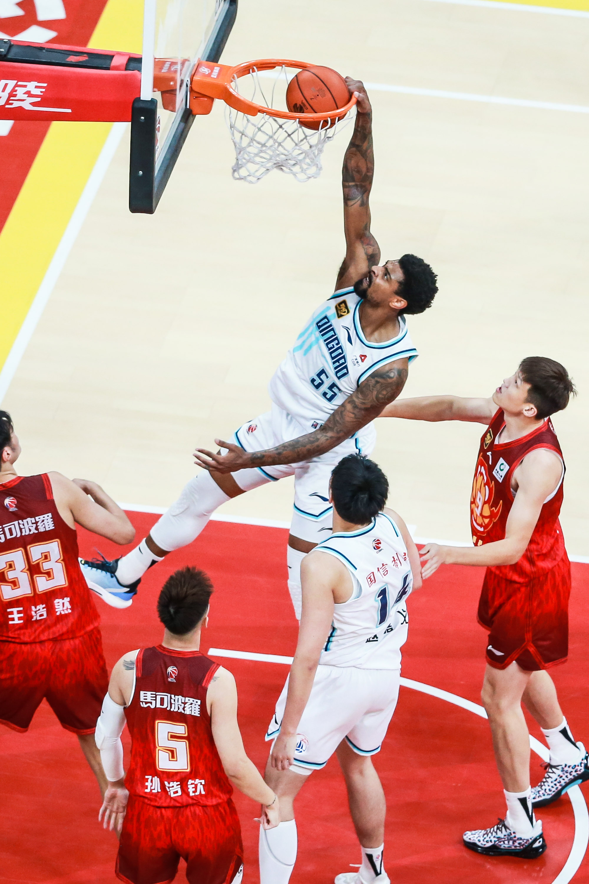 球队发挥出色,稳扎稳打获得胜利的简单介绍 球队发挥出色,稳扎稳打获得胜利的简单介绍