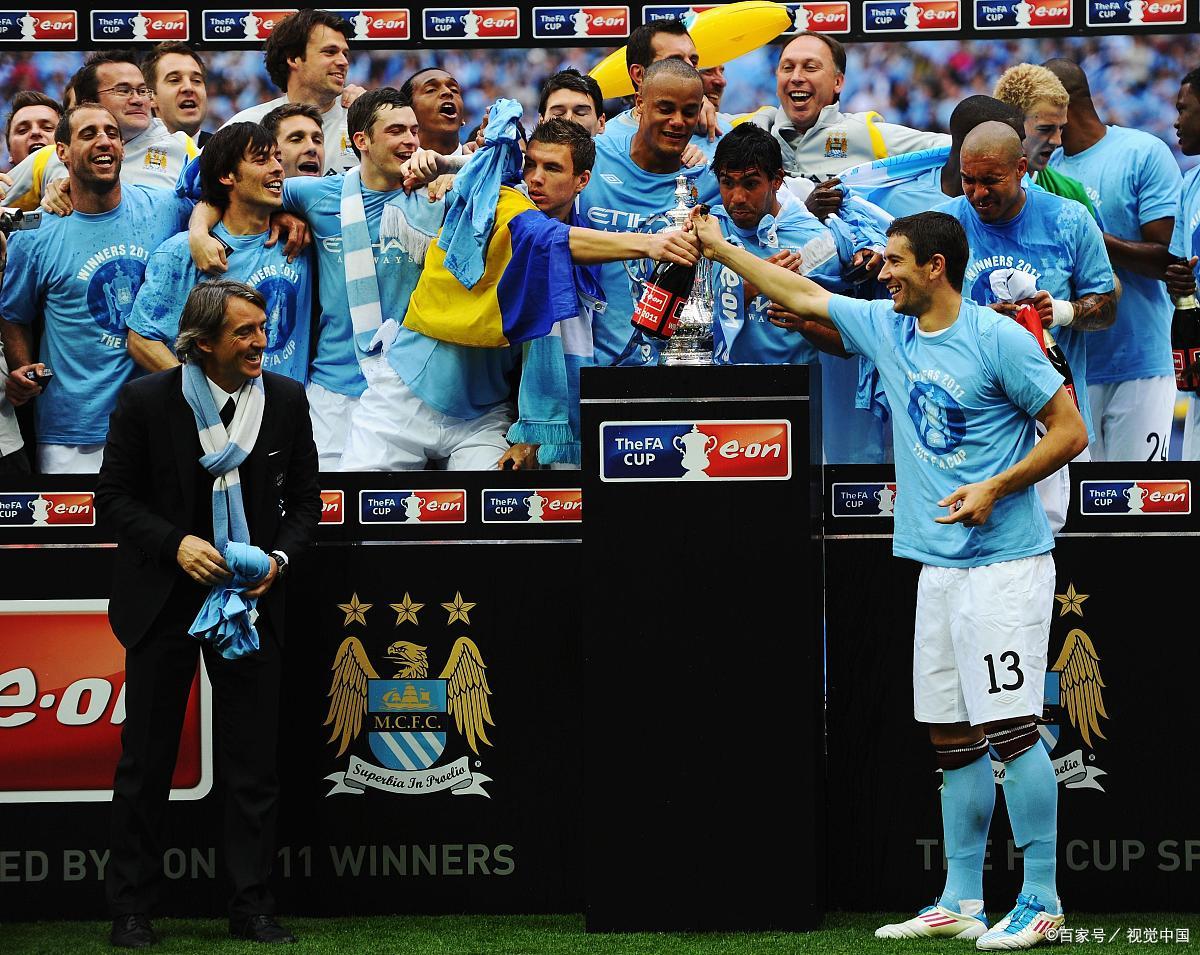 爱游戏登录入口-包含瑞士队在激烈比赛中获得平局，与对手握手言和的词条