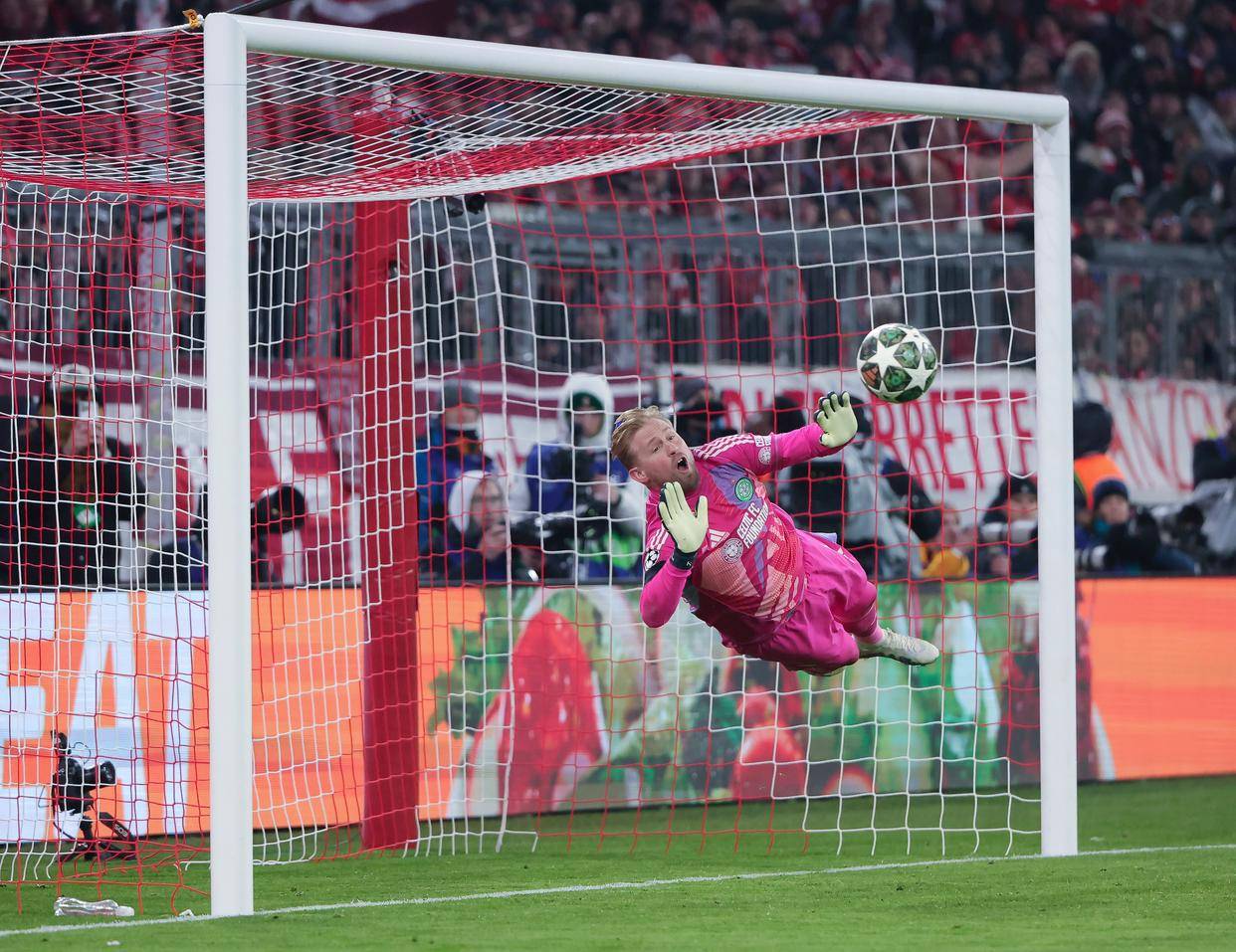 拜仁艰难逆转晋级，欧冠决赛在望！的简单介绍