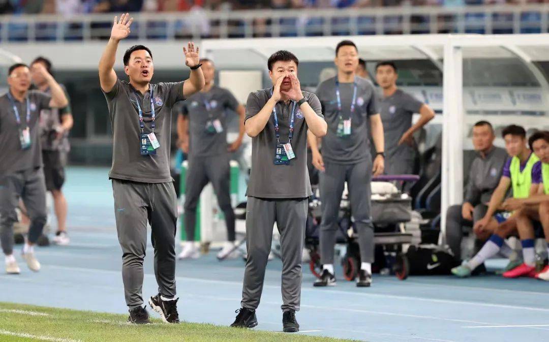 爱游戏在线登录-包含台州雄狮战平对手，保级团队再迎一阻的词条