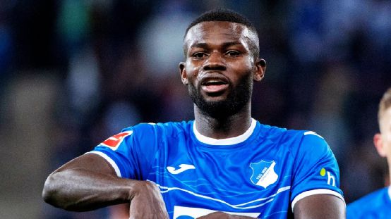 爱游戏入口-霍芬海姆取胜在望，沙尔克难以顶住压力