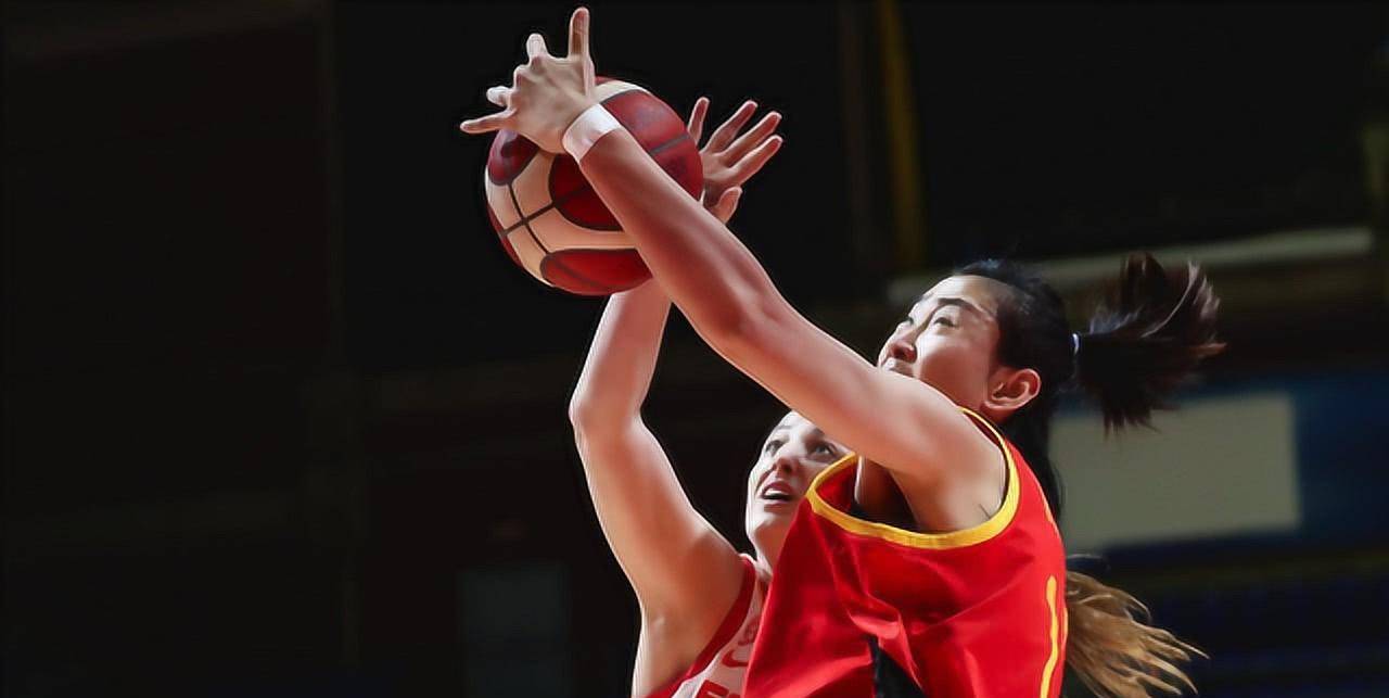 包含翻开胜利一页，球员们团结一致战斗到底的词条