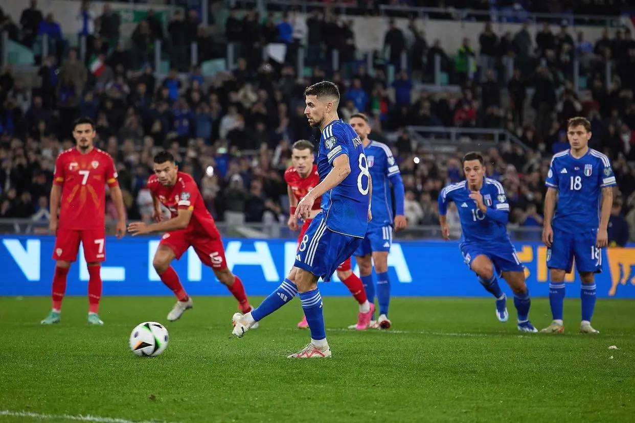 爱游戏亚洲官网-关于美国队实力突出，欧预赛夺冠前景蓬勃发展的信息