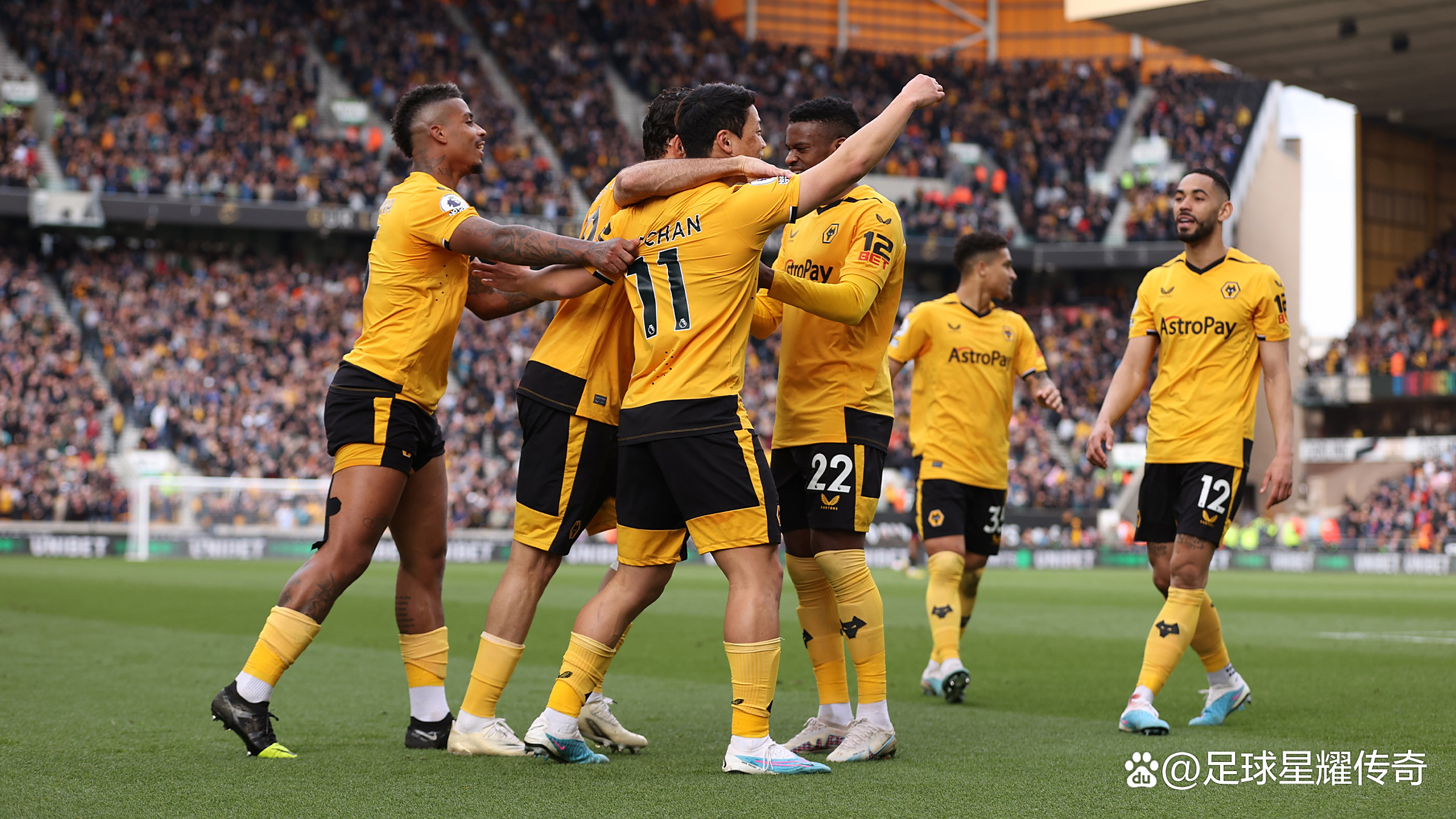 爱游戏官方登录入口-狼队主场逆袭，取得重要三分