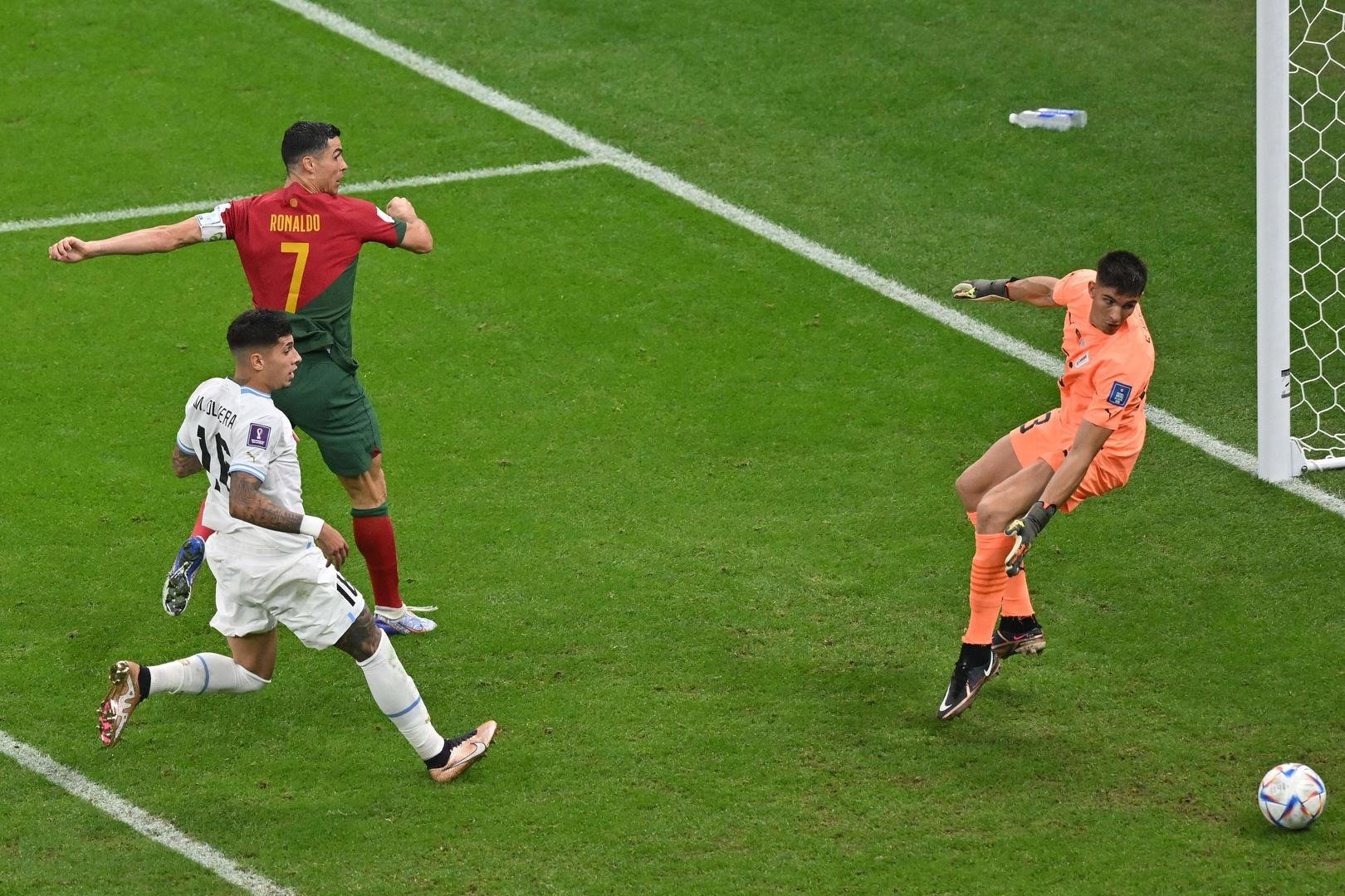 包含葡萄牙队迎挑战，与德国队上演精彩对决的词条