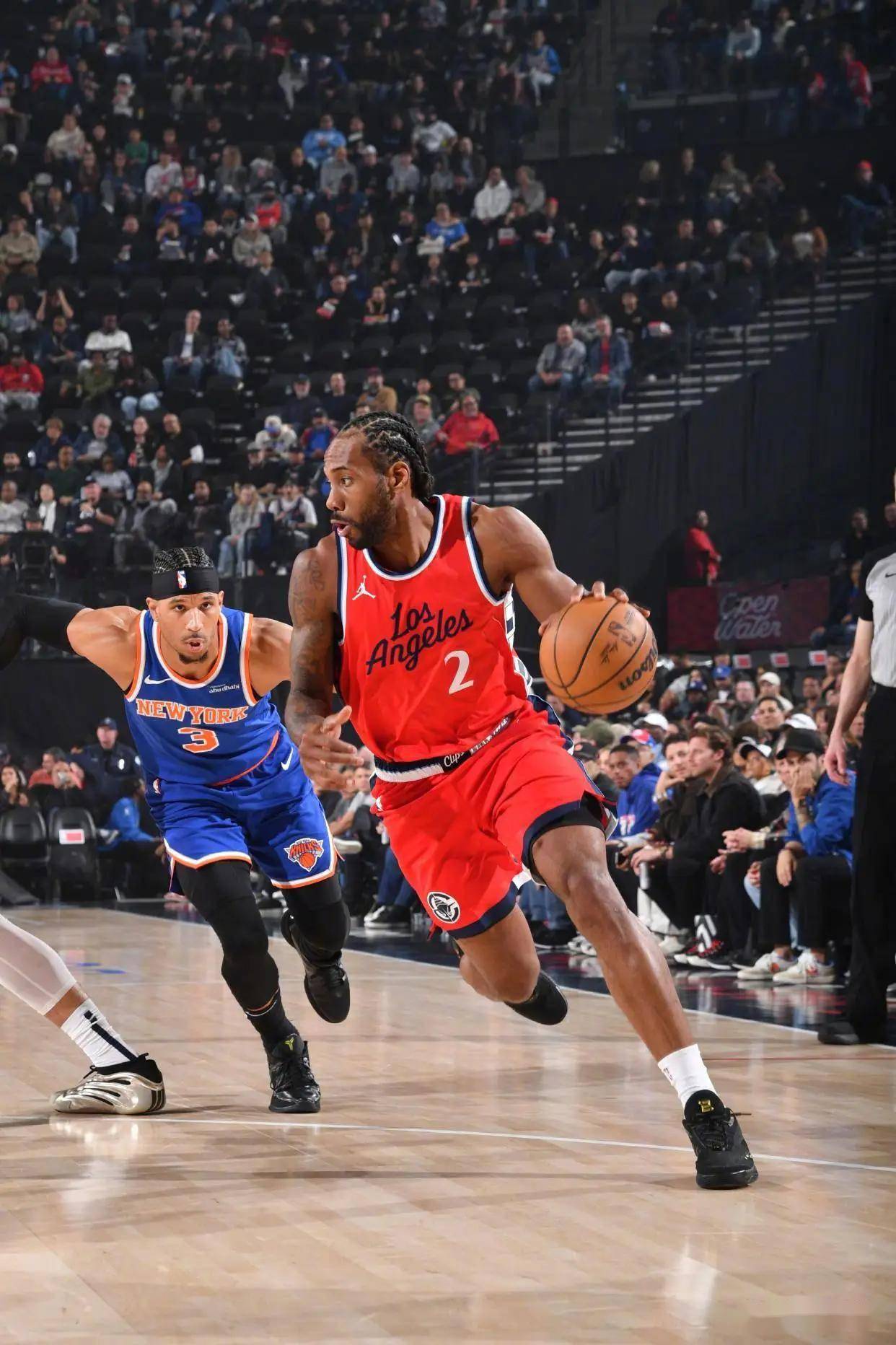 黄蜂遭遇主场失利，罗齐尔表现被质疑