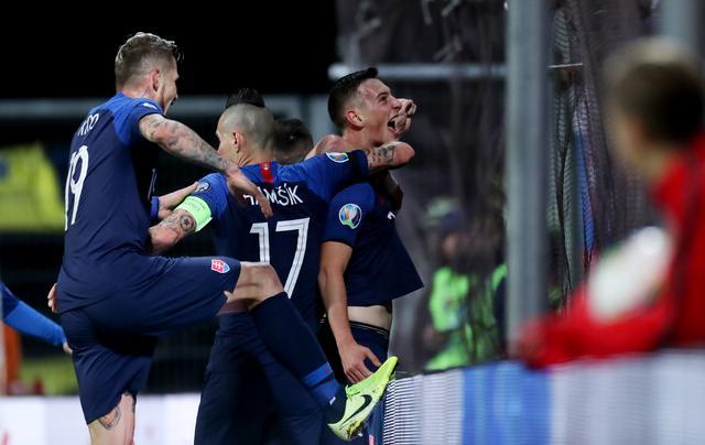 克罗地亚战平斯洛伐克，小组形势不明朗的简单介绍