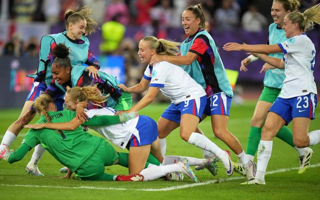 英格兰点球大战胜出,挺进四强 英格兰点球大战胜出,挺进四强