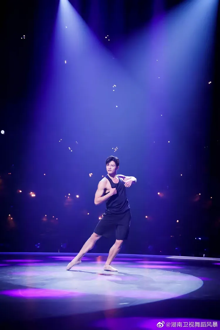 爱游戏官网-持之以恒，球队拼尽全力获得胜利的简单介绍