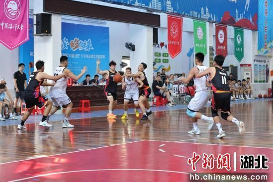 爱游戏官网-关于国内篮球锦标赛再掀热潮，各支队伍实力逐渐显现的信息