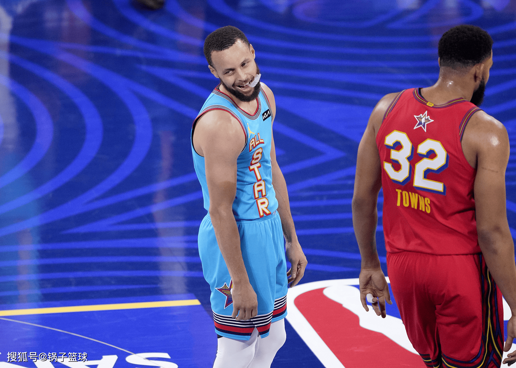 爱游戏网页版登录入口-包含全明星赛精彩亮相，球员实力较量的词条