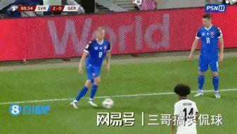 爱游戏app-欧预赛中，比利时队大胜对手取得胜利