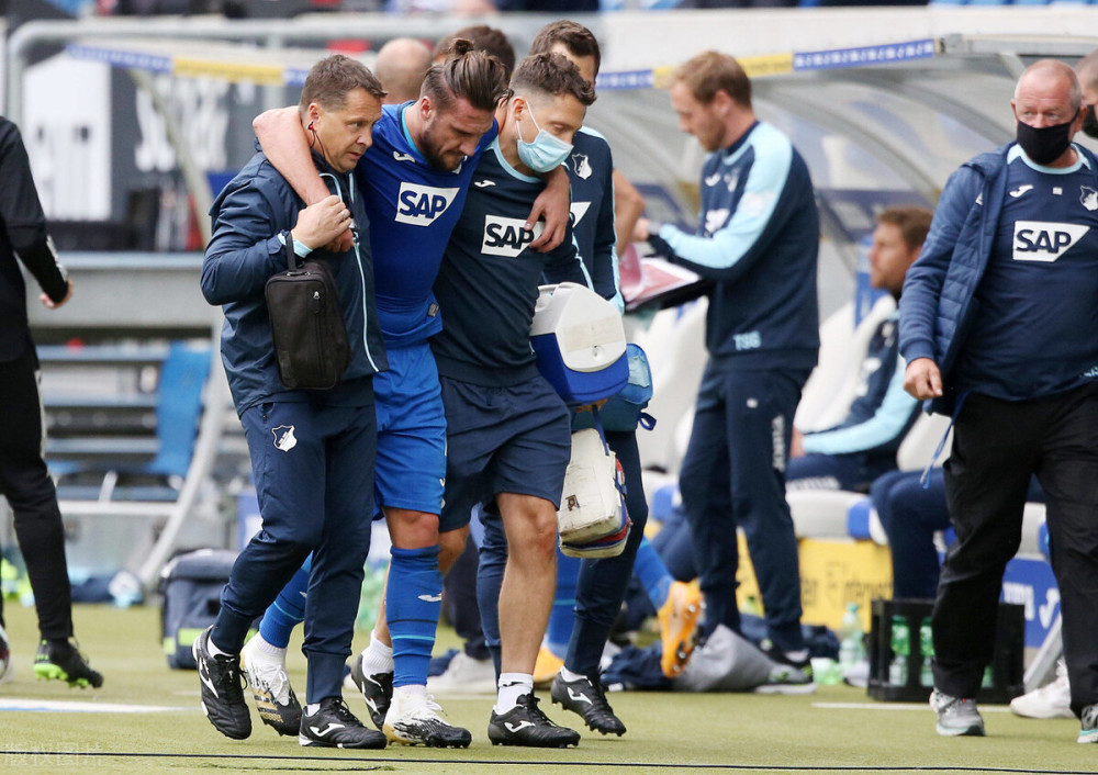 关于霍芬海姆遭遇惨败,需做好全面反思的信息 关于霍芬海姆遭遇惨败,需做好全面反思的信息