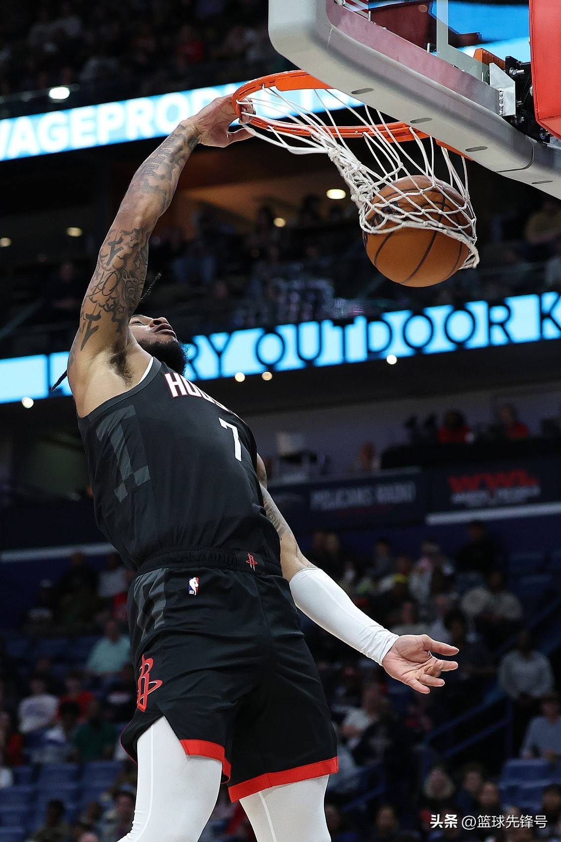 包含老鹰击败独行侠,赢得重要胜利的词条 包含老鹰击败独行侠,赢得重要胜利的词条