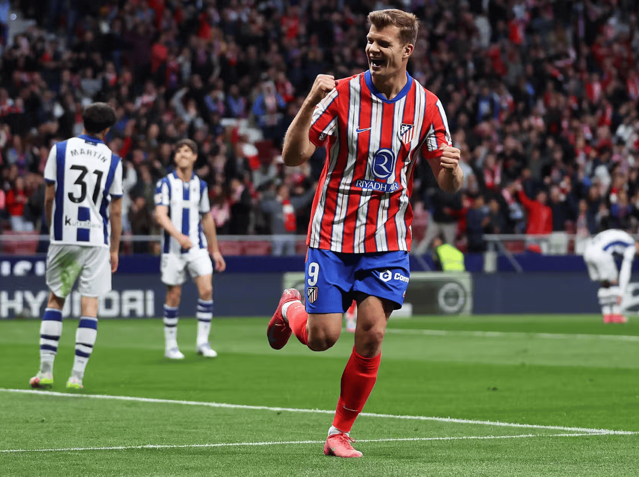 爱游戏官方入口-马德里竞技守住联赛前四，争夺欧冠资格