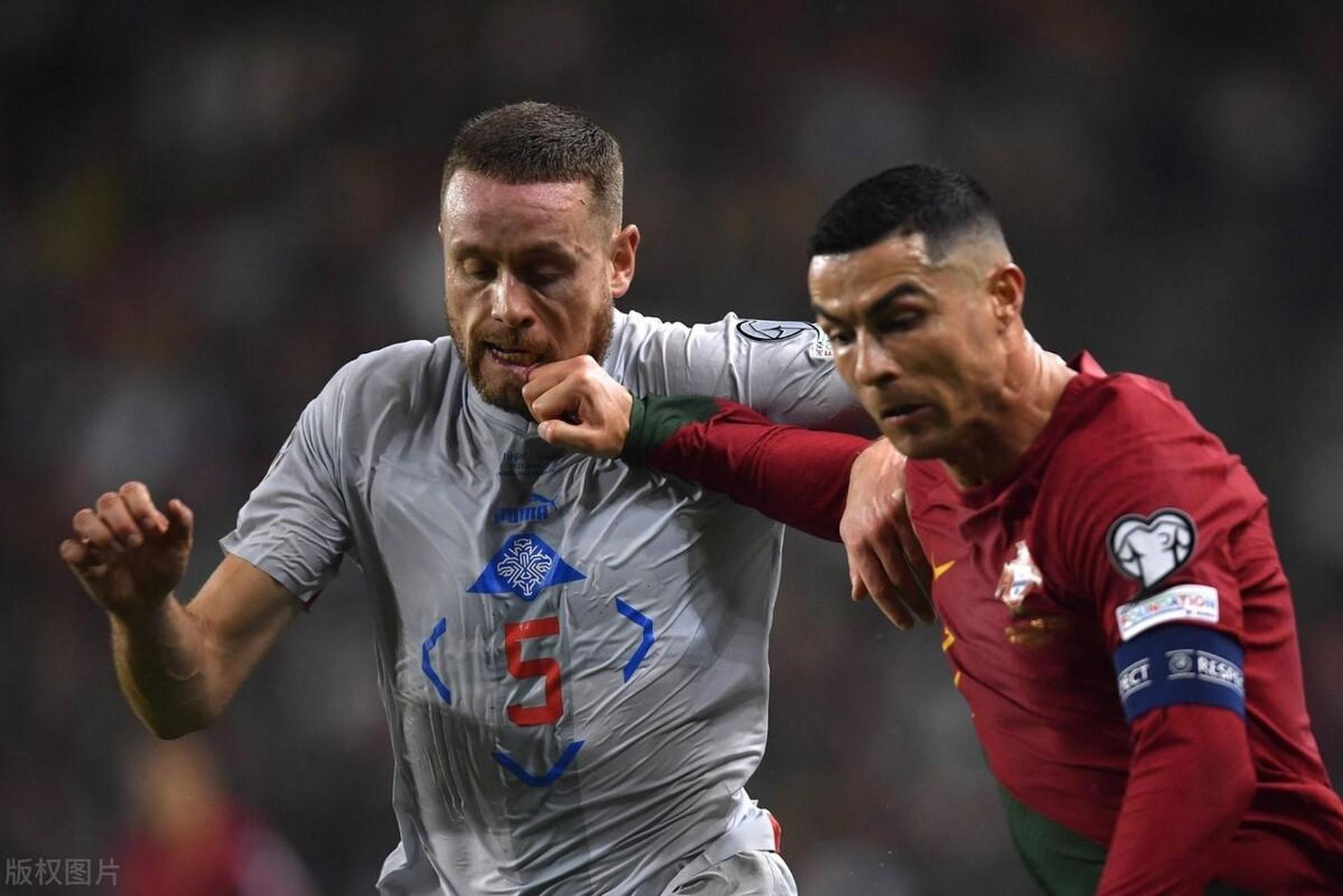 包含葡萄牙客场力压冰岛，欧洲预选赛战事火爆续的词条